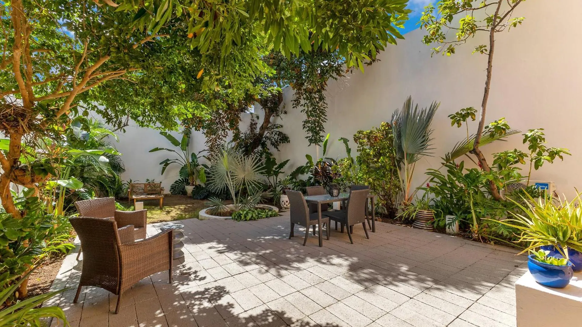 Whole Home With Lush Patio In Heart Of Old San Juan 0*,