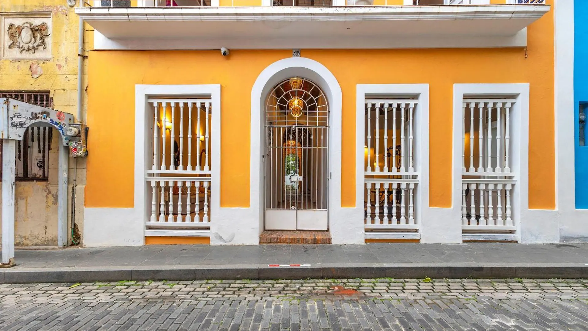 Whole Home With Lush Patio In Heart Of Old San Juan