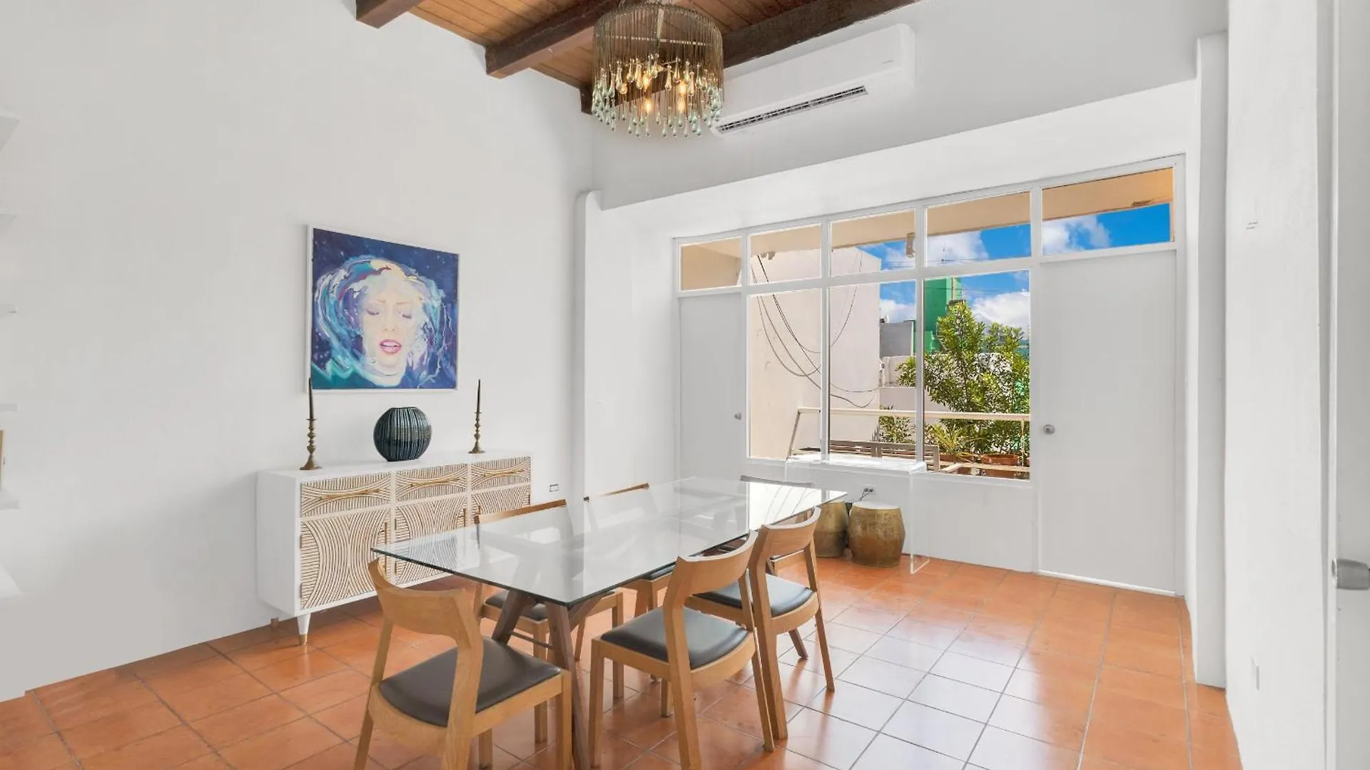 Whole Home With Lush Patio In Heart Of Old San Juan Holiday home