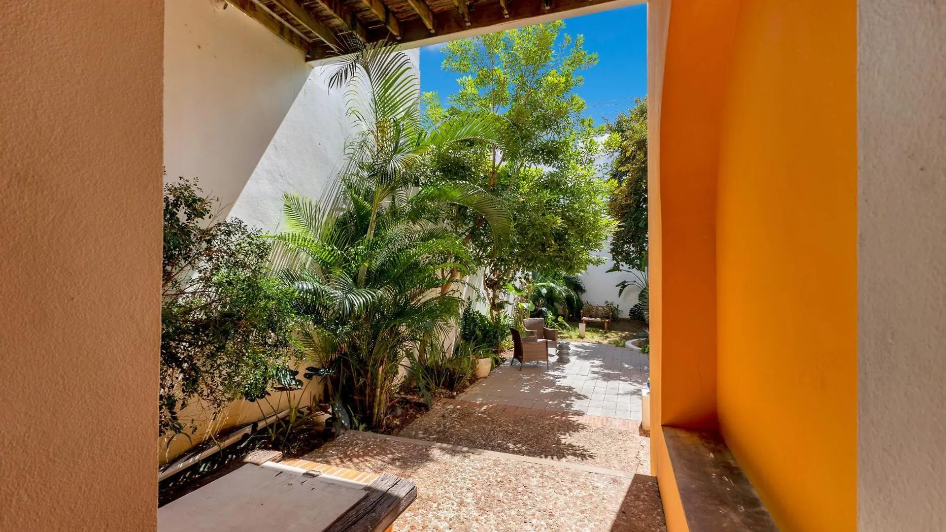 Holiday home Whole Home With Lush Patio In Heart Of Old San Juan
